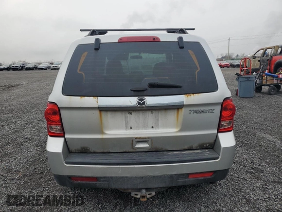 2011 Mazda Tribute Touring with VIN 4F2CY0C71BKM06441, listed as a Copart auction lot 82831764 with 226,888 mi miles and Clean Title. Bid and sale history available at carsss.com. Image 6.
