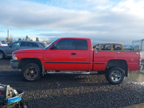 1998 Dodge Ram 1500 with VIN 3B7HF13Z2WG157096, listed as a IAAI auction lot 41200751 with 157,125 mi miles. Bid and sale history available at carsss.com. Image 14.
