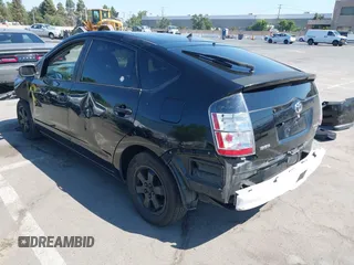 2004 Toyota Prius z VIN JTDKB20U540052764, wystawiony jako IAAI lot #38842061 z przebiegiem 299 999 mil mil oraz . Historia ofert i sprzedaży dostępna na DreamBid. Obrazek 3.