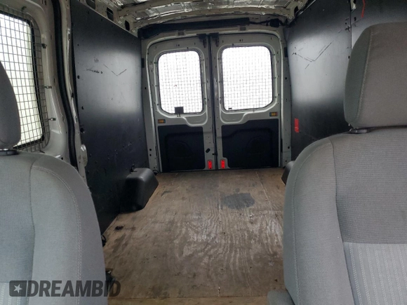2015 Ford Transit Cargo with VIN 1FTNE2CM8FKA15795, listed as a Copart auction lot 45586105 with 262,225 mi miles and Clean title. Bid and sale history available at DreamBid. Image 10.