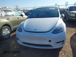 2021 Tesla Model Y Long Range with VIN 5YJYGDEE5MF203175, listed as a IAAI auction lot 41758334 with 63,387 mi miles and . Bid and sale history available at DreamBid. Image 12.