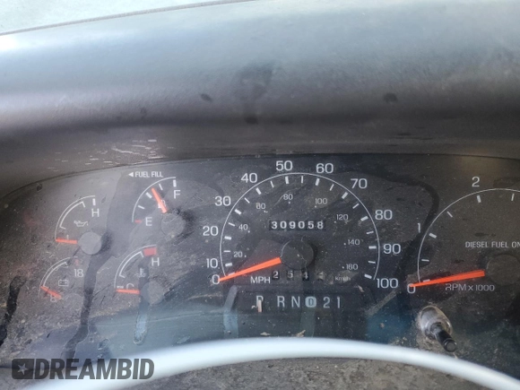 2001 Ford Super Duty F-250 XL with VIN 1FTNX21FX1EC78117, listed as a Copart auction lot 84165814 with 309,058 mi miles and Salvage Title. Bid and sale history available at carsss.com. Image 9.