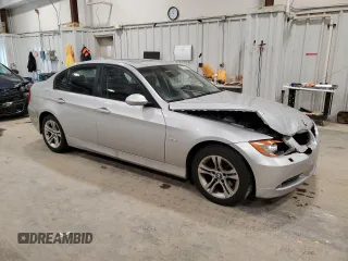 2008 BMW 3 Series 328xi z VIN WBAVC93588K039103, wystawiony jako Copart lot #52604335 z przebiegiem 149 843 mil mil oraz Nie do naprawy • Non repairable. Historia ofert i sprzedaży dostępna na DreamBid. Obrazek 4.
