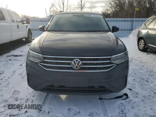 2022 Volkswagen Tiguan S z VIN 3VV0B7AX7NM133231, wystawiony jako Copart lot #85285634 z przebiegiem 92 138 mil mil oraz Czysty tytuł • Clean title. Historia ofert i sprzedaży dostępna na DreamBid. Obrazek 5.