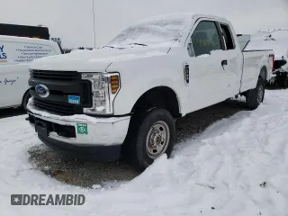 2019 Ford Super Duty F-250 SRW XL with VIN 1FT7X2B62KEE17634, listed as a Copart auction lot 77381274 with 42,285 mi miles and Non Repairable. Bid and sale history available at carsss.com. Image 1.