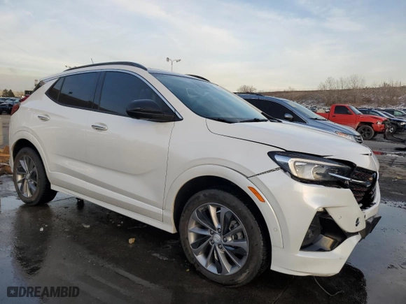 2020 Buick Encore GX Essence with VIN KL4MMGSL3LB113773, listed as a Copart auction lot 45045555 with 54,812 mi miles and Salvage Title. Bid and sale history available at carsss.com. Image 4.