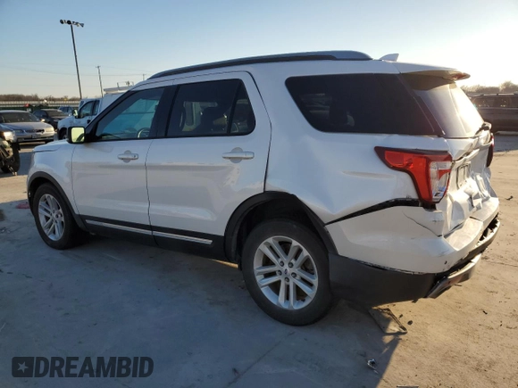 2017 Ford Explorer XLT with VIN 1FM5K7D86HGC65626, listed as a Copart auction lot 46083775 with 118,455 mi miles and Salvage Title. Bid and sale history available at carsss.com. Image 2.