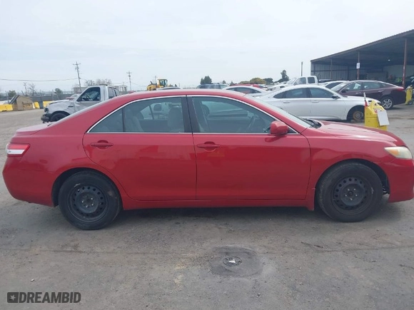 2011 Toyota Camry LE with VIN 4T1BF3EK4BU631814, listed as a IAAI auction lot 41813517 with 253,624 mi miles. Bid and sale history available at carsss.com. Image 13.