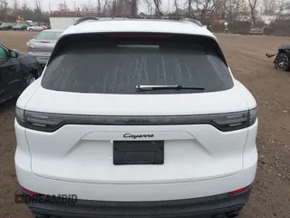 2023 Porsche Cayenne z VIN WP1AA2AY4PDA04474, wystawiony jako IAAI lot #41728559 z przebiegiem 19 514 mil mil oraz . Historia ofert i sprzedaży dostępna na DreamBid. Obrazek 16.