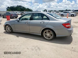 2012 Mercedes-Benz C 250 Sport с VIN WDDGF4HB1CR196188, выставлен на аукционе Copart как лот 62579975 с пробегом Не указан миль и Чистый • Clean title. История ставок и продаж доступна на DreamBid. Изображение 2.