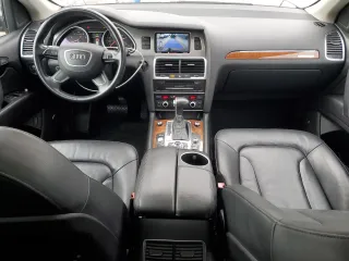 2015 Audi Q7 Premium Plus z VIN WA1LGAFE3FD029618, wystawiony jako Copart lot #58665605 z przebiegiem 146 148 mil mil oraz Czysty tytuł • Clean title. Historia ofert i sprzedaży dostępna na DreamBid. Obrazek 8.