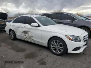 2015 Mercedes-Benz C 300 z VIN 55SWF4JB7FU084178, wystawiony jako Copart lot #48511515 z przebiegiem 100 857 mil mil oraz Szkoda całkowita • Salvage title. Historia ofert i sprzedaży dostępna na DreamBid. Obrazek 4.