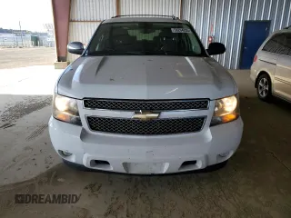 2010 Chevrolet Suburban LS z VIN 1GNUKHE37AR172317, wystawiony jako Copart lot #58264205 z przebiegiem 171 390 mil mil oraz Czysty tytuł • Clean title. Historia ofert i sprzedaży dostępna na DreamBid. Obrazek 5.