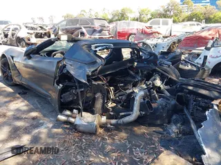 2017 Chevrolet Corvette 1LT with VIN 1G1YB2D70H5113034, listed as a IAAI auction lot 42644181 with Not provided miles and . Bid and sale history available at DreamBid. Image 3.