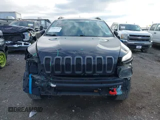 2016 Jeep Cherokee Trailhawk с VIN 1C4PJMBB5GW132003, выставлен на аукционе IAAI как лот 41917571 с пробегом 153 847 миль миль и . История ставок и продаж доступна на DreamBid. Изображение 12.