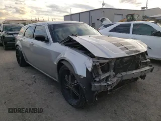 2008 Dodge Magnum SXT z VIN 2D4FV37V38H192961, wystawiony jako Copart lot #43663864 z przebiegiem 152 988 mil mil oraz Szkoda całkowita • Salvage title. Historia ofert i sprzedaży dostępna na DreamBid. Obrazek 4.
