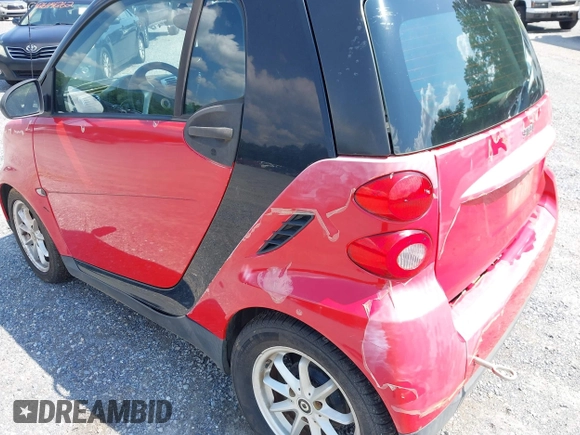 2010 Smart fortwo Pure with VIN WMEEJ3BA0AK373668, listed as a IAAI auction lot 42675428 with 139,616 mi miles and . Bid and sale history available at DreamBid. Image 15.