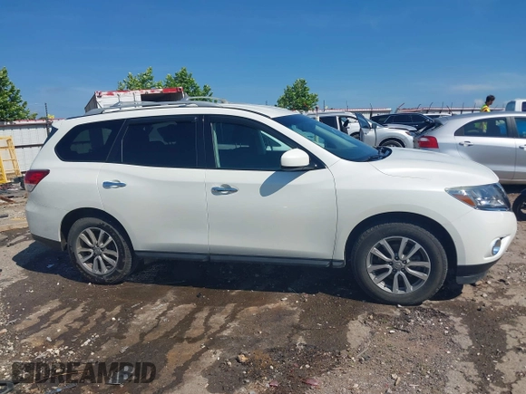 2016 Nissan Pathfinder SL with VIN 5N1AR2MM2GC630223, listed as a IAAI auction lot 42552737 with 89,332 mi miles and . Bid and sale history available at DreamBid. Image 13.