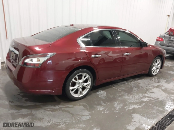 2012 Nissan Maxima 3.5 SV with VIN 1N4AA5AP0CC847121, listed as a IAAI auction lot 41470500 with 149,708 mi miles. Bid and sale history available at carsss.com. Image 4.