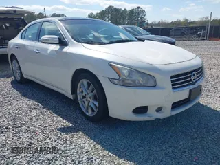 2010 Nissan Maxima S z VIN 1N4AA5AP5AC855325, wystawiony jako IAAI lot #41852453 z przebiegiem 219 623 mil mil oraz . Historia ofert i sprzedaży dostępna na DreamBid. Obrazek 1.
