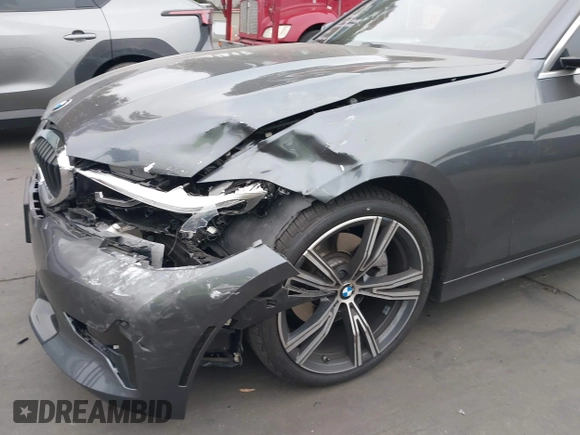 2021 BMW 3 Series 330i with VIN 3MW5R1J07M8C06389, listed as a IAAI auction lot 42024380 with 30,861 mi miles and . Bid and sale history available at DreamBid. Image 12.