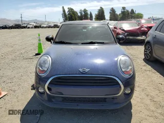 2018 MINI Hardtop Cooper z VIN WMWXP5C59J2G62969, wystawiony jako Copart lot #58229175 z przebiegiem 86 214 mil mil oraz Szkoda całkowita • Salvage title. Historia ofert i sprzedaży dostępna na DreamBid. Obrazek 5.