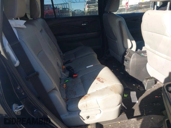 2019 Honda Passport Touring z VIN 5FNYF8H97KB013495, wystawiony jako IAAI lot #41397285 z przebiegiem 81 615 mil mil oraz . Historia ofert i sprzedaży dostępna na DreamBid. Obrazek 8.
