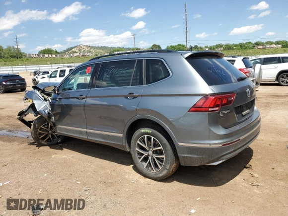 2021 Volkswagen Tiguan SE z VIN 3VV2B7AX3MM032467, wystawiony jako Copart lot #59904945 z przebiegiem Nie podano mil oraz Szkoda całkowita • Salvage title. Historia ofert i sprzedaży dostępna na DreamBid. Obrazek 2.