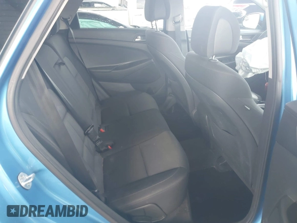 2018 Hyundai Tucson SEL with VIN KM8J33A49JU695678, listed as a IAAI auction lot 41680906 with 102,965 mi miles. Bid and sale history available at carsss.com. Image 8.