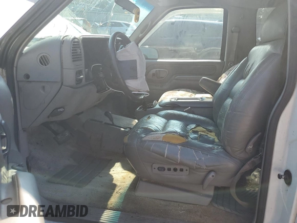 1995 GMC Yukon with VIN 1GKEK18K2SJ700616, listed as a Copart auction lot 68582034 with 205,980 mi miles and Salvage Title. Bid and sale history available at carsss.com. Image 7.