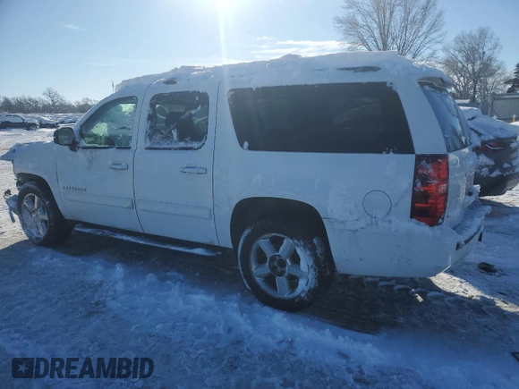 2011 Chevrolet Suburban LS with VIN 1GNSCHE08BR164898, listed as a Copart auction lot 41535965 with 199,649 mi miles and Salvage Title. Bid and sale history available at carsss.com. Image 2.