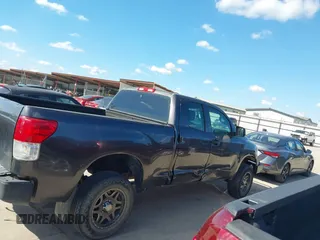 2013 Toyota Tundra с VIN 5TFRM5F12DX057483, выставлен на аукционе IAAI как лот 42214577 с пробегом 251 557 миль миль и . История ставок и продаж доступна на DreamBid. Изображение 13.