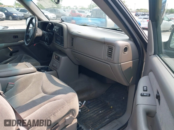 2000 GMC Sierra 1500 SLE z VIN 1GTEK19T3YZ297050, wystawiony jako IAAI lot #42407638 z przebiegiem 201 337 mil mil oraz . Historia ofert i sprzedaży dostępna na DreamBid. Obrazek 5.