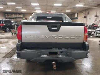 2003 Chevrolet Avalanche with VIN 3GNEK13T63G267792, listed as a IAAI auction lot 41439175 with 1 mi miles. Bid and sale history available at carsss.com. Image 15.