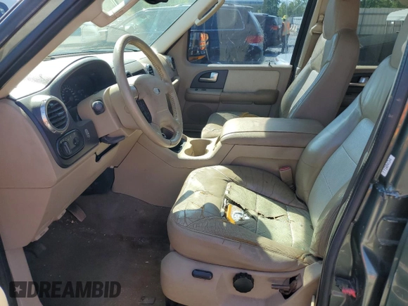 2003 Ford Expedition Eddie Bauer z VIN 1FMFU18L23LC21326, wystawiony jako Copart lot #54671085 z przebiegiem 186 518 mil mil oraz Szkoda całkowita • Salvage title. Historia ofert i sprzedaży dostępna na DreamBid. Obrazek 7.
