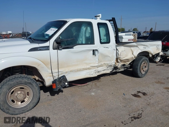 2015 Ford F-250 XLT с VIN 1FT7X2B62FEC35521, выставлен на аукционе IAAI как лот 42062782 с пробегом Не указан миль и . История ставок и продаж доступна на DreamBid. Изображение 6.