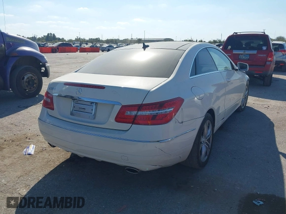 2010 Mercedes-Benz E-Class E 350 with VIN WDDKJ5GB4AF036627, listed as a IAAI auction lot 40667531 with 101,279 mi miles. Bid and sale history available at carsss.com. Image 4.