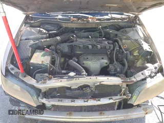 2002 Honda Accord LX with VIN 3HGCG56412G702456, listed as a IAAI auction lot 42040650 with 203,310 mi miles and . Bid and sale history available at DreamBid. Image 10.