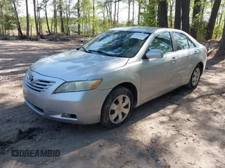2009 Toyota Camry z VIN 4T1BE46K59U285838, wystawiony jako IAAI lot #42071960 z przebiegiem 141 140 mil mil oraz . Historia ofert i sprzedaży dostępna na DreamBid. Obrazek 2.