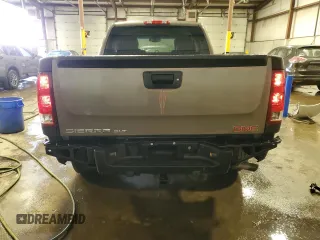 2013 GMC Sierra 1500 SLT z VIN 1GTR2WE72DZ194333, wystawiony jako Copart lot #42620605 z przebiegiem 132 775 mil mil oraz Szkoda całkowita • Salvage title. Historia ofert i sprzedaży dostępna na DreamBid. Obrazek 6.