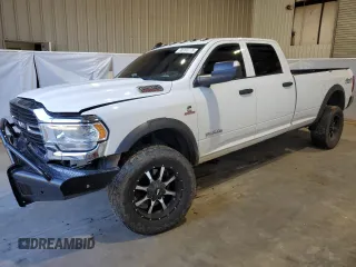 2020 Ram 2500 Tradesman z VIN 3C6UR5HL0LG240160, wystawiony jako Copart lot #88360065 z przebiegiem 76 227 mil mil oraz Szkoda całkowita • Salvage title. Historia ofert i sprzedaży dostępna na DreamBid. Obrazek 1.