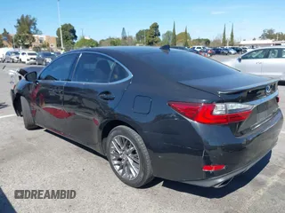 2018 Lexus ES with VIN 58ABK1GG7JU091598, listed as a IAAI auction lot 41712081 with 155,015 mi miles. Bid and sale history available at carsss.com. Image 13.