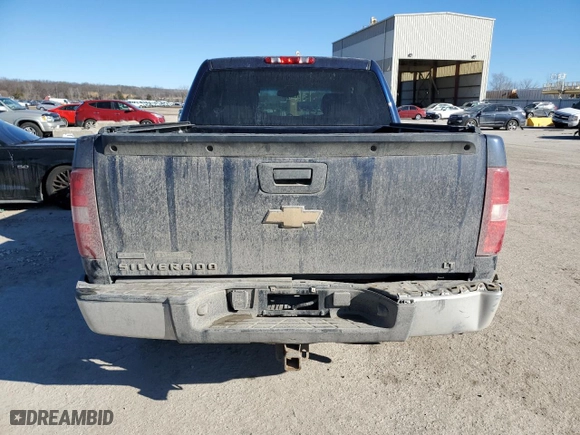 2010 Chevrolet Silverado 1500 LT with VIN 3GCRKSE35AG212891, listed as a Copart auction lot 46553805 with 172,958 mi miles and Salvage Title. Bid and sale history available at carsss.com. Image 6.