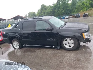 2013 Chevrolet Avalanche LT with VIN 3GNTKFE78DG172219, listed as a IAAI auction lot 42342576 with 95,935 mi miles and . Bid and sale history available at DreamBid. Image 14.