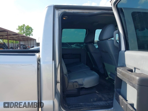 2015 Ford F-350 Platinum z VIN 1FT7W3B67FEB54426, wystawiony jako IAAI lot #42210820 z przebiegiem 189 387 mil mil oraz . Historia ofert i sprzedaży dostępna na DreamBid. Obrazek 8.