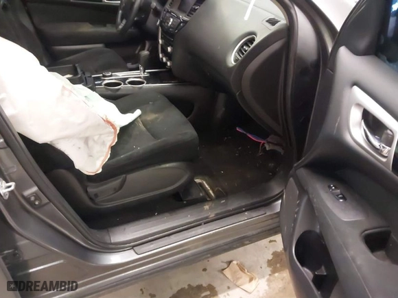 2015 Nissan Pathfinder S with VIN 5N1AR2MM9FC708365, listed as a IAAI auction lot 41240507 with 83,434 mi miles. Bid and sale history available at carsss.com. Image 5.