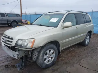 2003 Toyota Highlander z VIN JTEHF21A930120092, wystawiony jako IAAI lot #41857752 z przebiegiem 229 609 mil mil oraz . Historia ofert i sprzedaży dostępna na DreamBid. Obrazek 18.