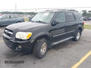 2005 Toyota Sequoia SR5 with VIN 5TDBT44A05S255200, listed as a IAAI auction lot 42215046 with 194,891 mi miles and . Bid and sale history available at DreamBid. Image 2.