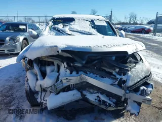 2013 Acura RDX Tech Pkg with VIN 5J8TB3H52DL017963, listed as a IAAI auction lot 41589478 with 92,117 mi miles. Bid and sale history available at carsss.com. Image 12.