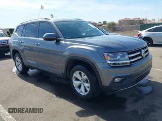 2018 Volkswagen Atlas SE with VIN 1V2DR2CA8JC502499, listed as a IAAI auction lot 41562852 with 142,362 mi miles and . Bid and sale history available at DreamBid. Image 1.